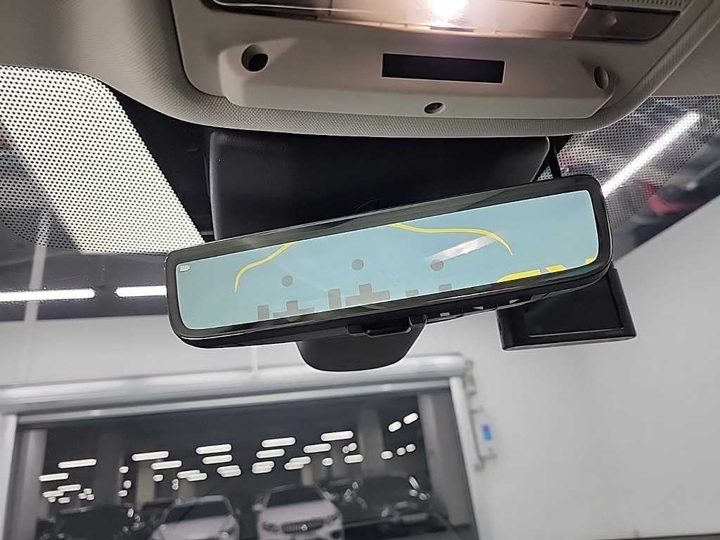 랜드로버 레인지로버 이보크(2세대) 2.0 D180 SE - 이미지 2