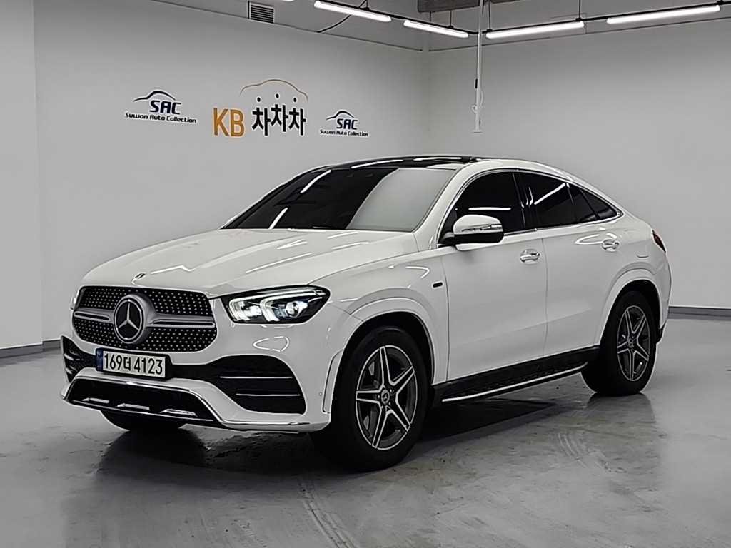 벤츠 GLE클래스(4세대) GLE 350e 4매틱 쿠페 - 이미지 14