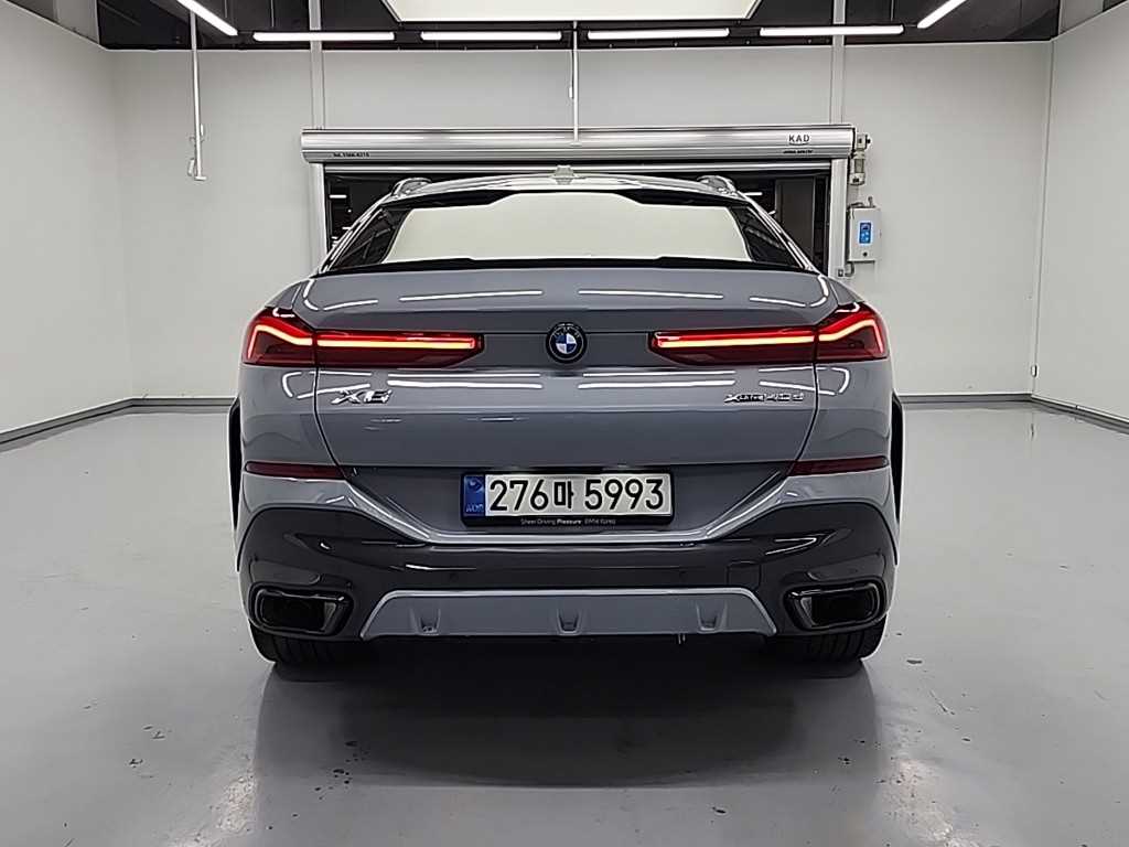 BMW X6(3세대) 40d xDrive M 스포츠 프로 온라인 익스클루시브 - 이미지 3