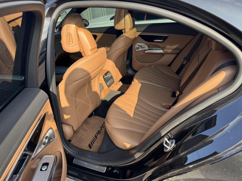 벤츠 E클래스(6세대) E300 4매틱 익스클루시브 - 이미지 4