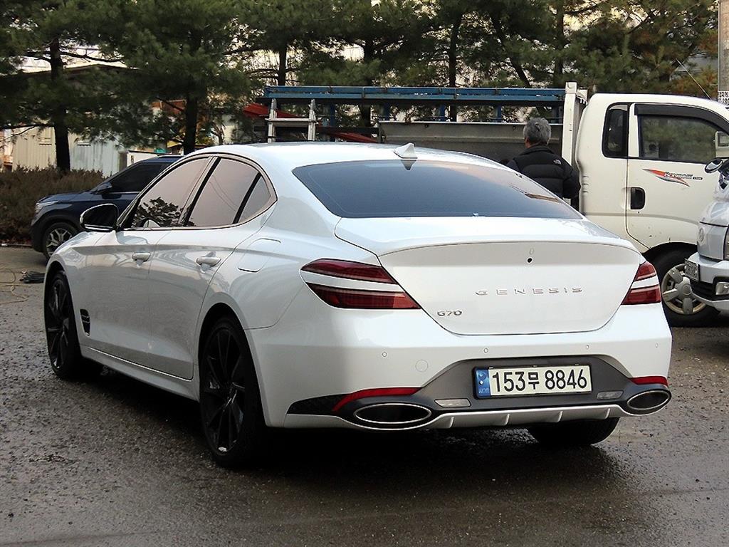 제네시스 더 뉴G70 가솔린 2.0T 2WD 스포츠 패키지 - 이미지 19