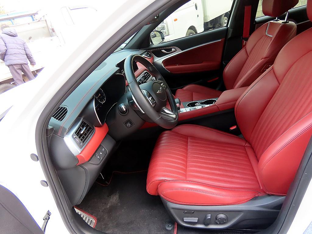 제네시스 더 뉴G70 가솔린 2.0T 2WD 스포츠 패키지 - 이미지 6