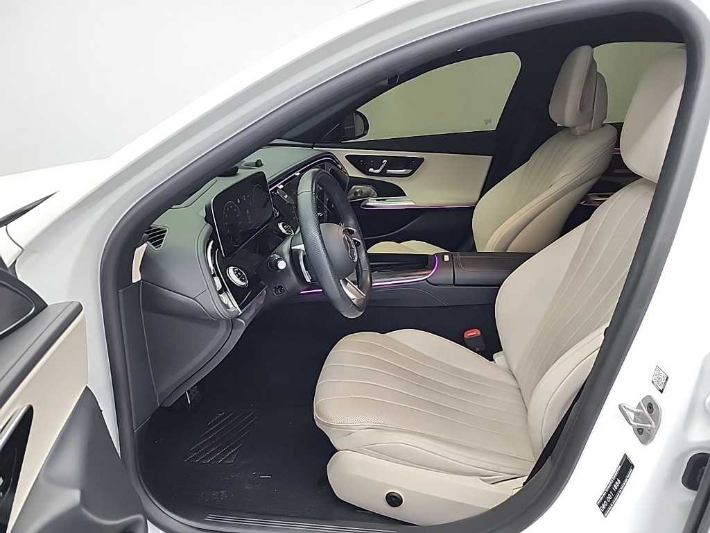 벤츠 E클래스(6세대) E300 4매틱 AMG 라인 - 이미지 9