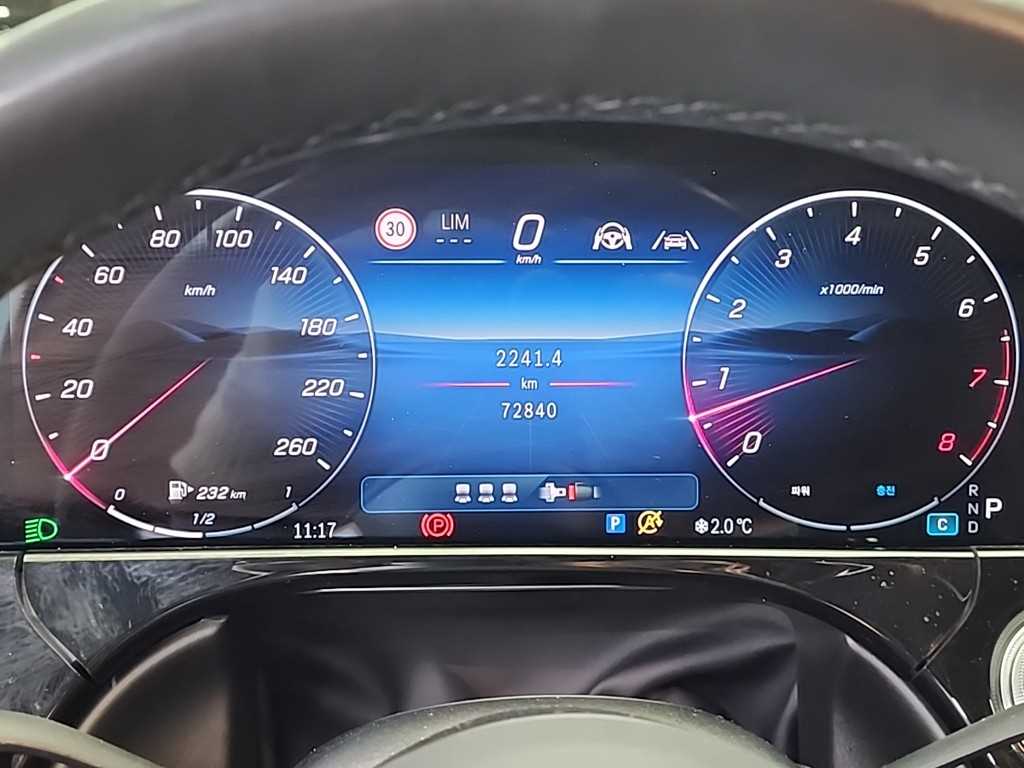 벤츠 E클래스(6세대) E300 4매틱 AMG 라인