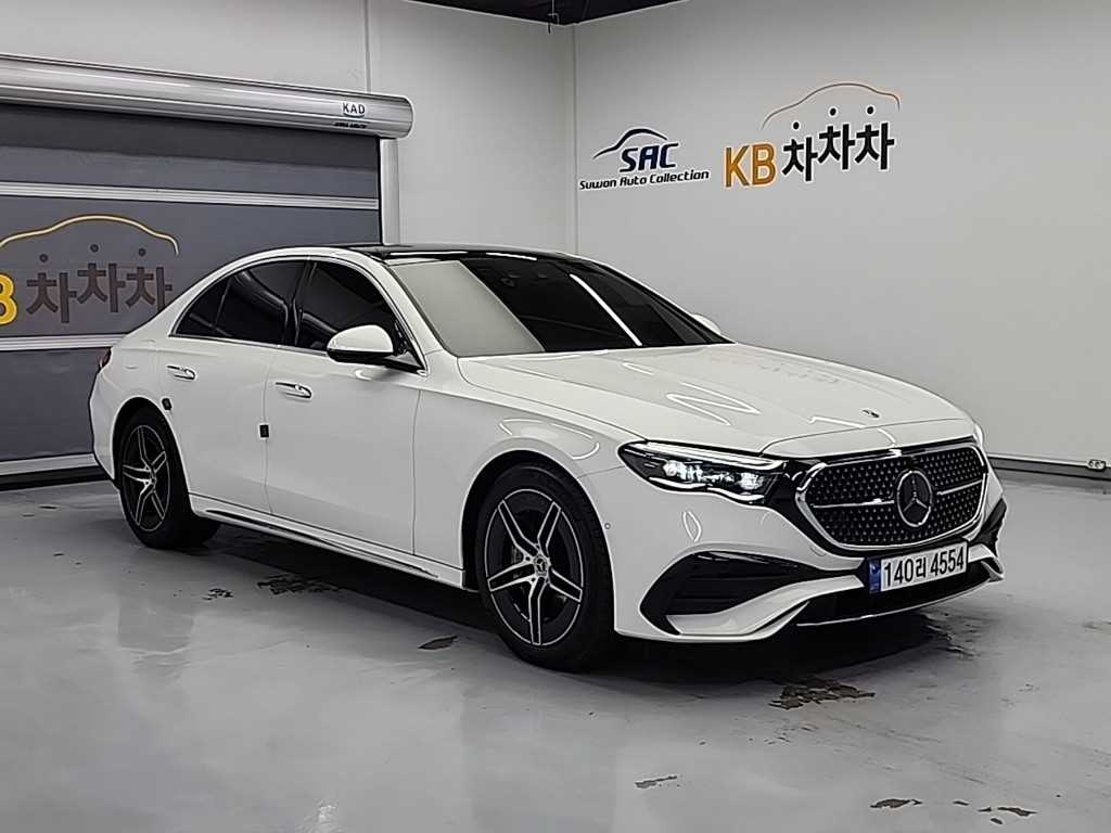 벤츠 E클래스(6세대) E300 4매틱 AMG 라인 - 이미지 2