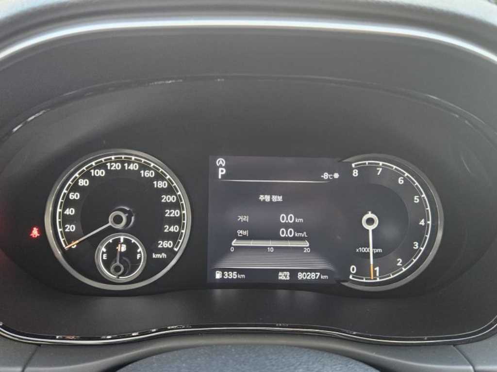 제네시스 GV70 2.5T 2WD 기본형 - 이미지 5