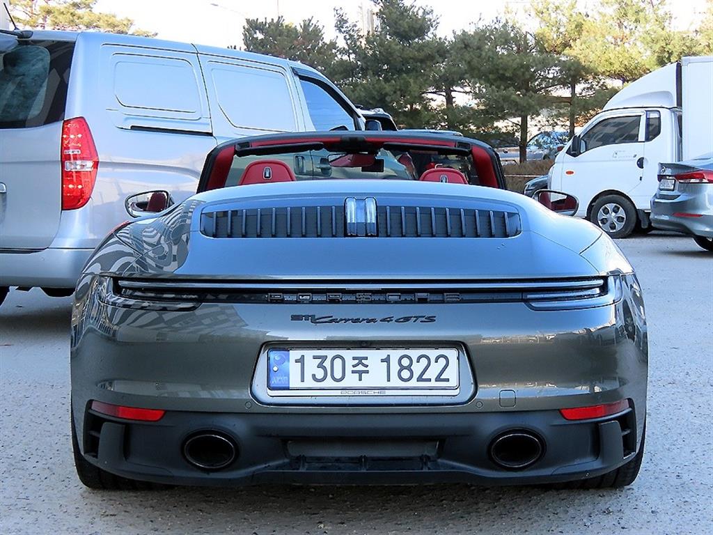 포르쉐 911(992) 카레라 4 카브리올레 GTS - 이미지 6