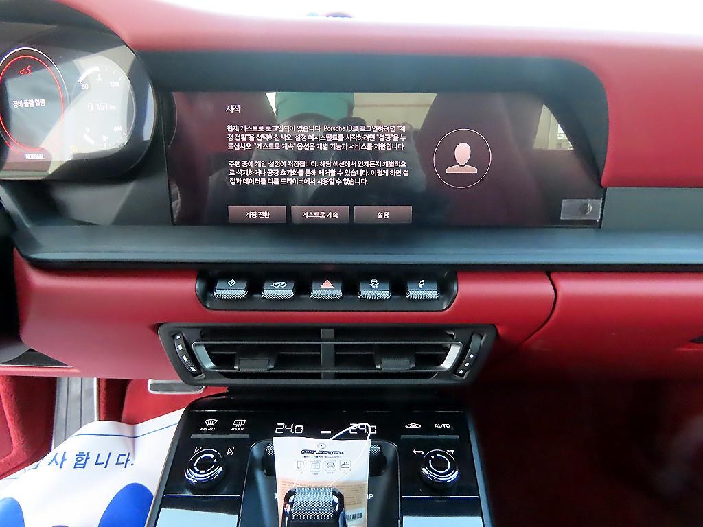 포르쉐 911(992) 카레라 4 카브리올레 GTS - 이미지 5