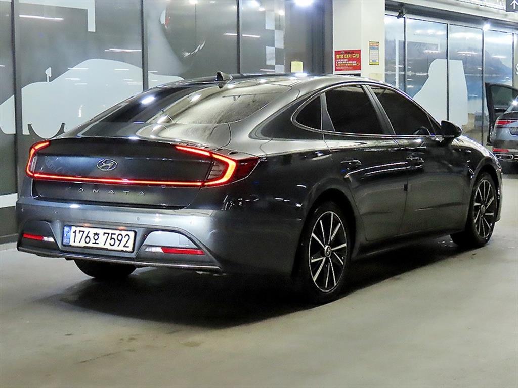 현대 쏘나타(DN8) 하이브리드 2.0 HEV 프리미엄 플러스 - 이미지 3