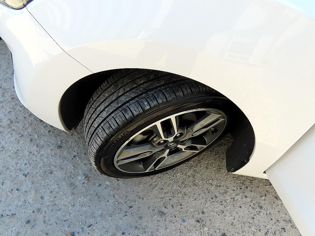 현대 더 뉴i30 2.0 GDi D스펙 - 이미지 12