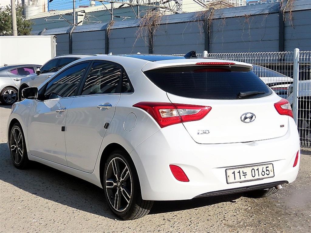 현대 더 뉴i30 2.0 GDi D스펙 - 이미지 4