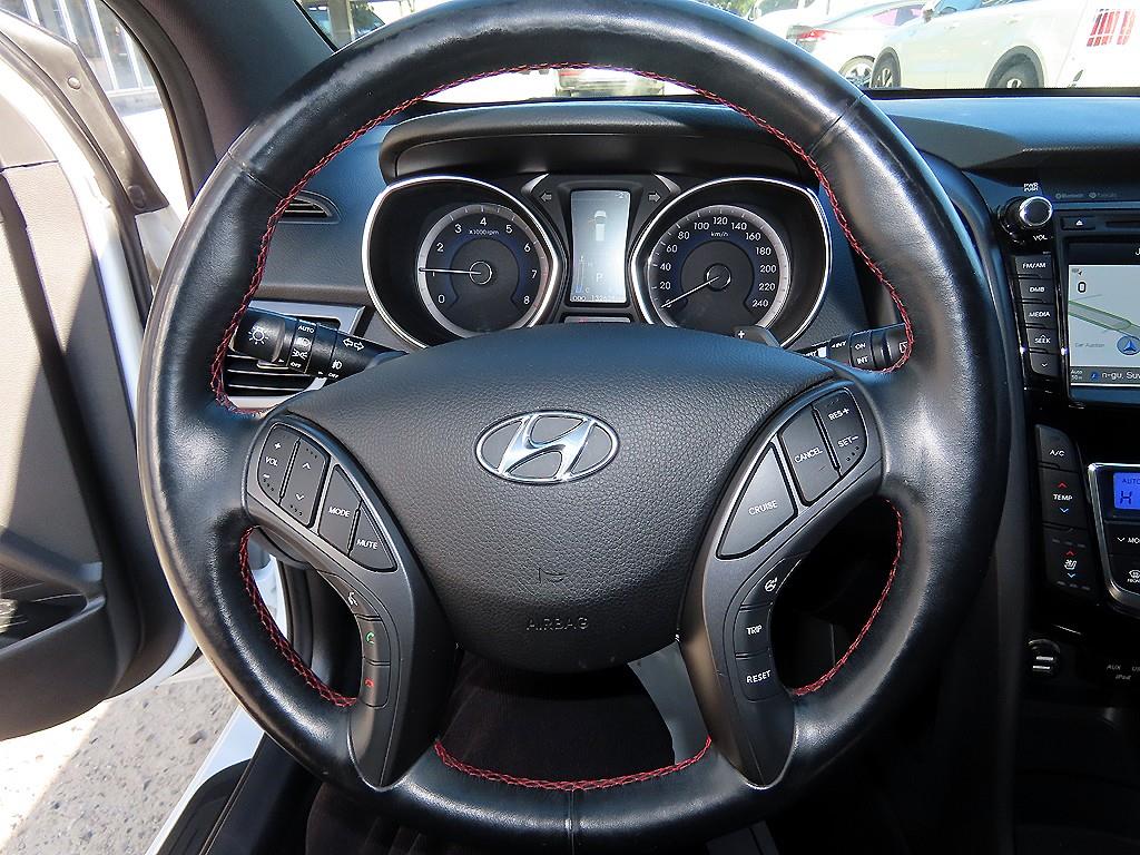 현대 더 뉴i30 2.0 GDi D스펙 - 이미지 8