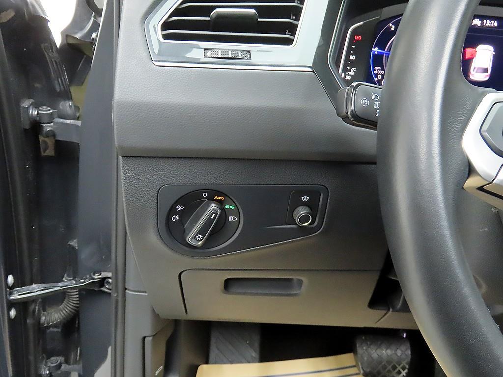 폭스바겐 티구안(2세대) 2.0 TDI 프레스티지 - 이미지 20