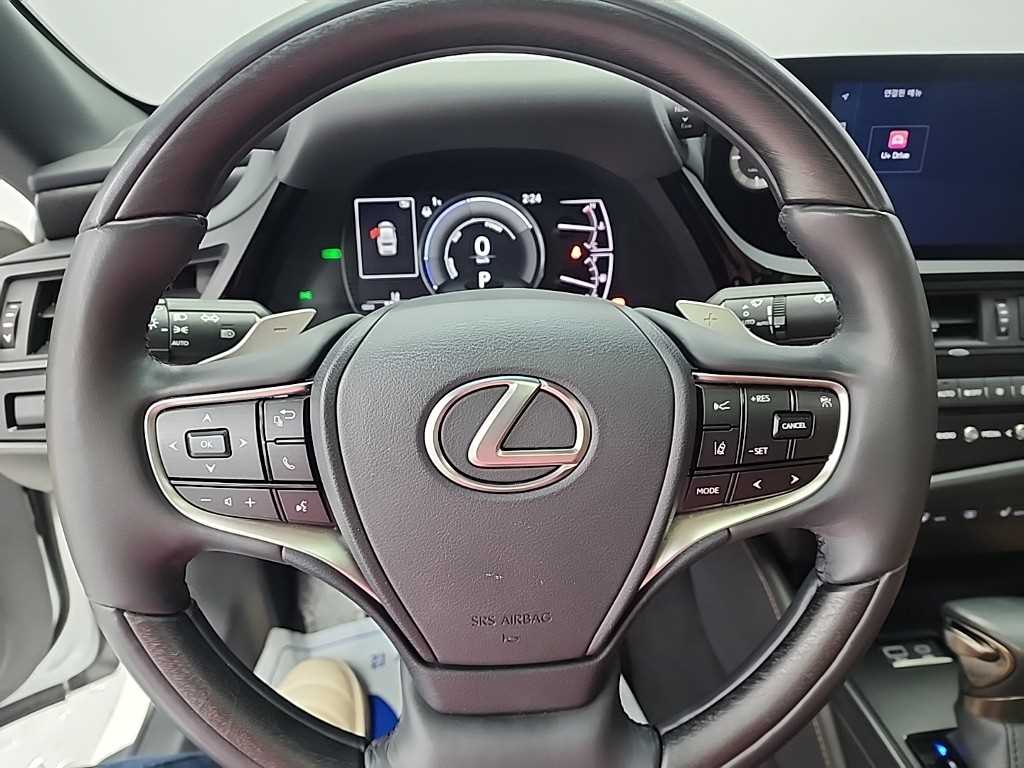 렉서스 ES(7세대) 300h 럭셔리 플러스 - 이미지 4