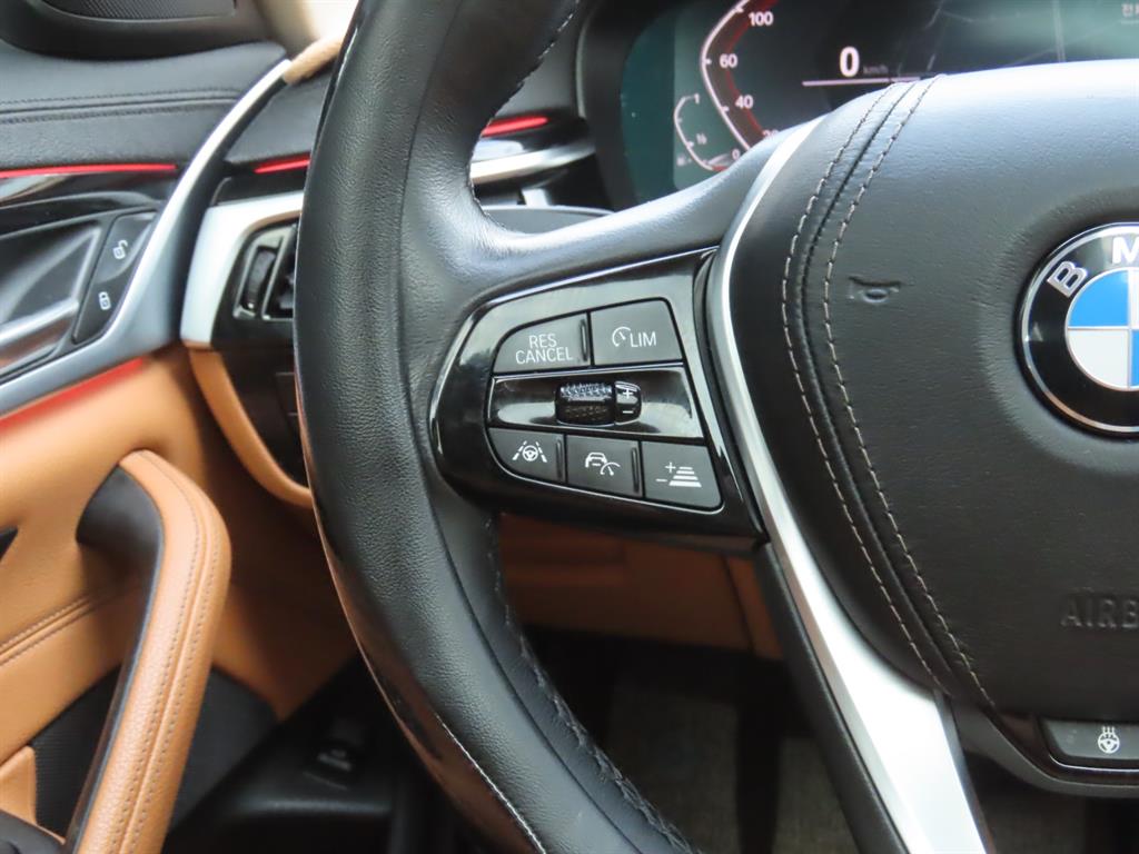 BMW 5시리즈(7세대) 520i 럭셔리 - 이미지 6