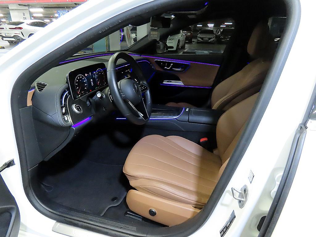 벤츠 E클래스(6세대) E200 아방가르드 - 이미지 11