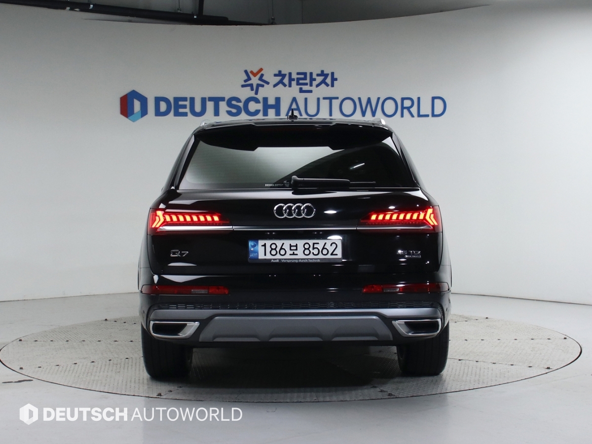 아우디 Q7(2세대) 45 TDI 콰트로 프리미엄 - 이미지 17