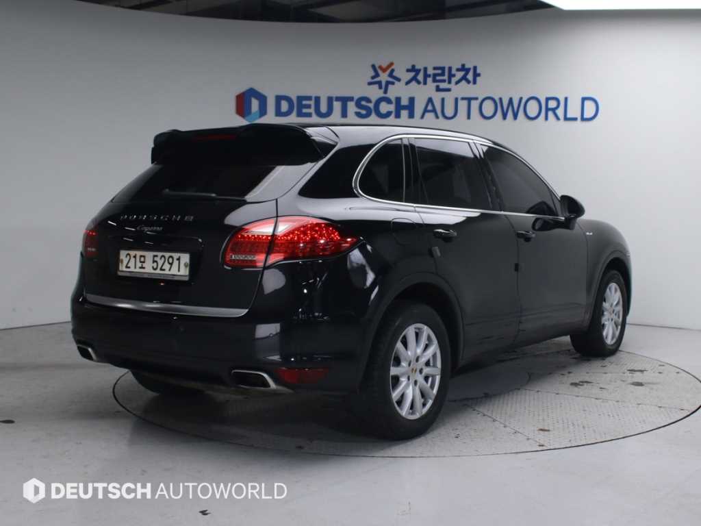 포르쉐 카이엔(2세대) 디젤 3.0 - 이미지 8