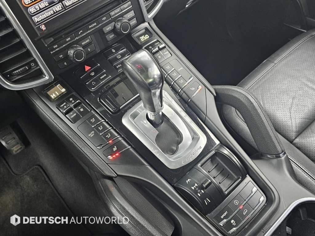 포르쉐 카이엔(2세대) 디젤 3.0 - 이미지 15