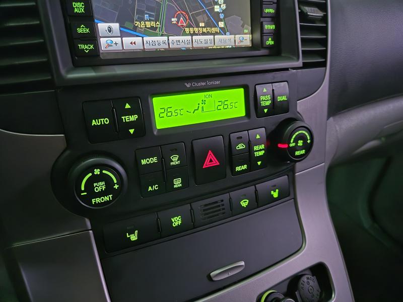 기아 카니발 R 9인승 디젤 GLX 최고급형 - 이미지 18
