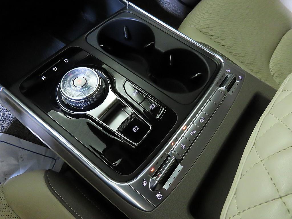 기아 더 뉴카니발(KA4) 9인승 가솔린 시그니처 그래비티 - 이미지 10