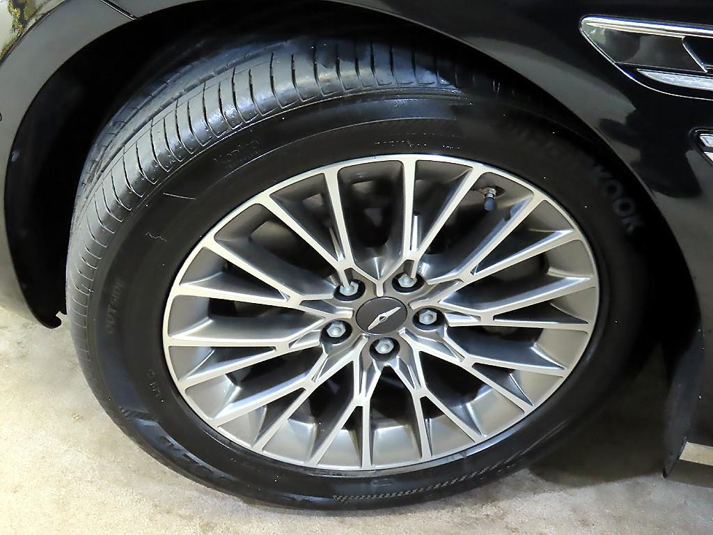 제네시스 더 올뉴G80 가솔린 2.5 2WD 기본형