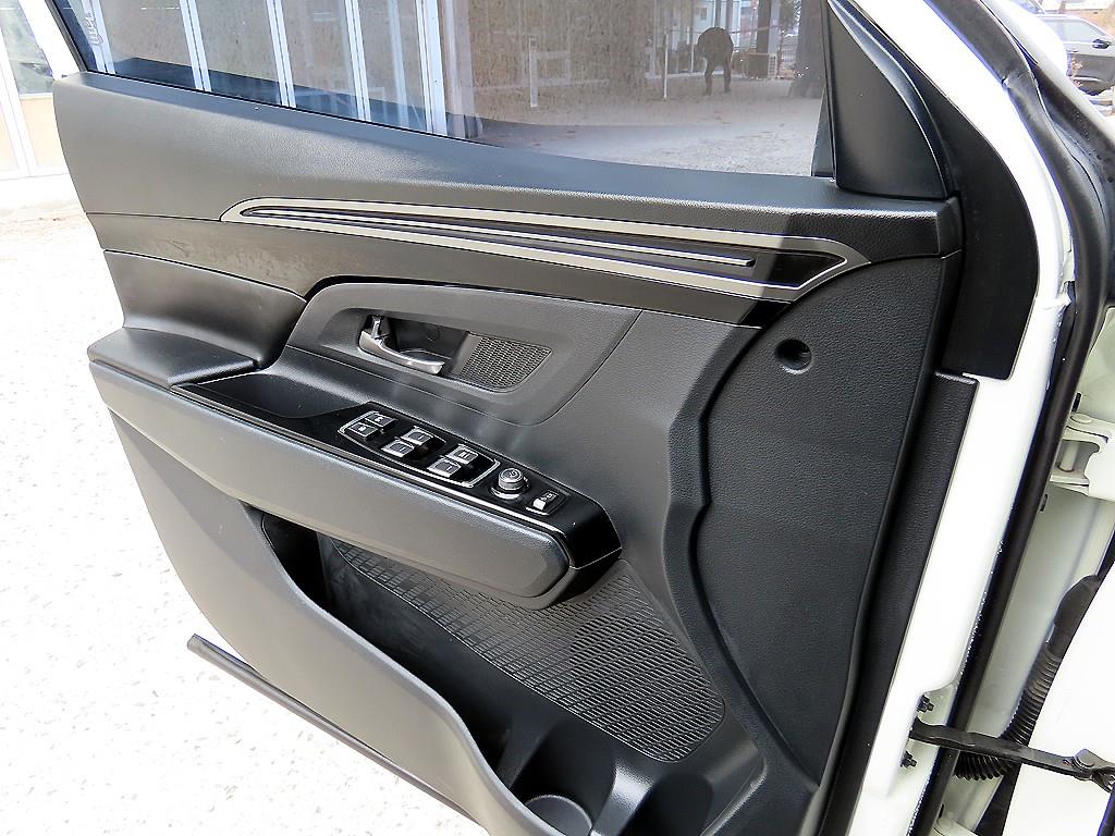 KG모빌리티(쌍용) 올 뉴코란도 1.5 가솔린 2WD C5 - 이미지 3