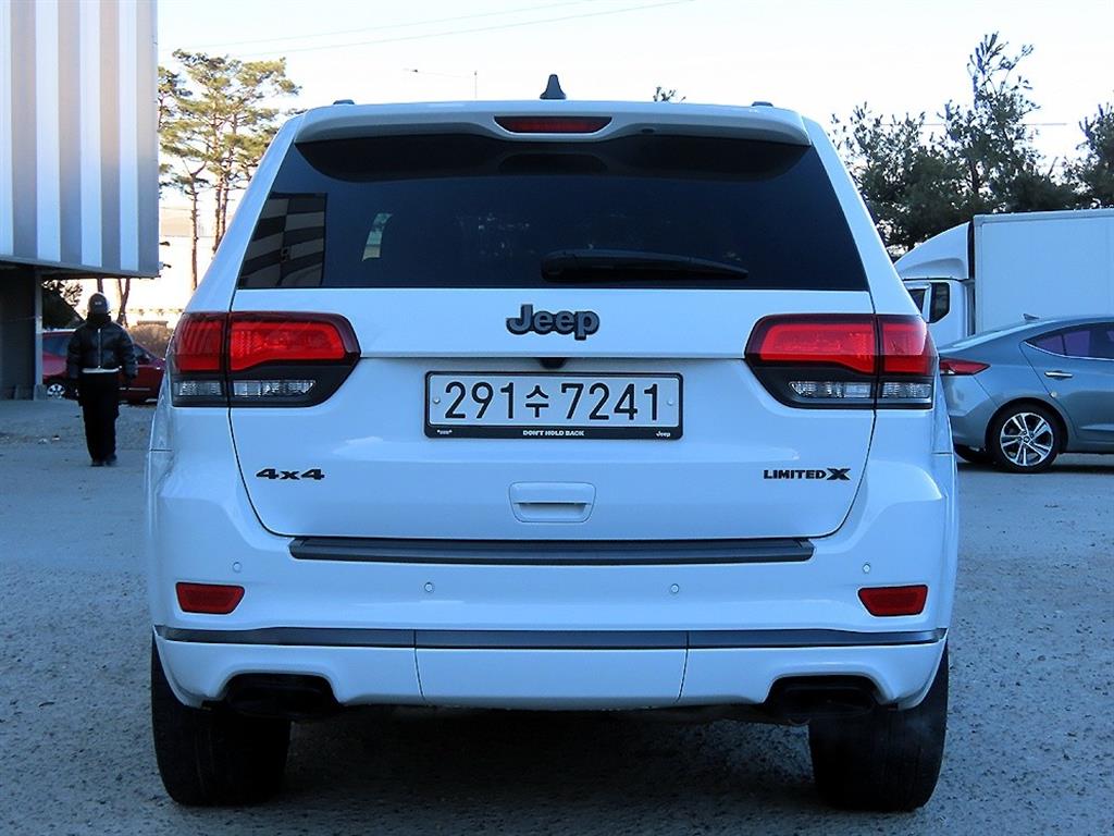 지프 그랜드 체로키(WK2) 3.6 V6 - 이미지 16