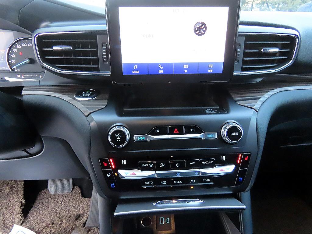 포드 익스플로러(6세대) 2.3 AWD 리미티드 - 이미지 9