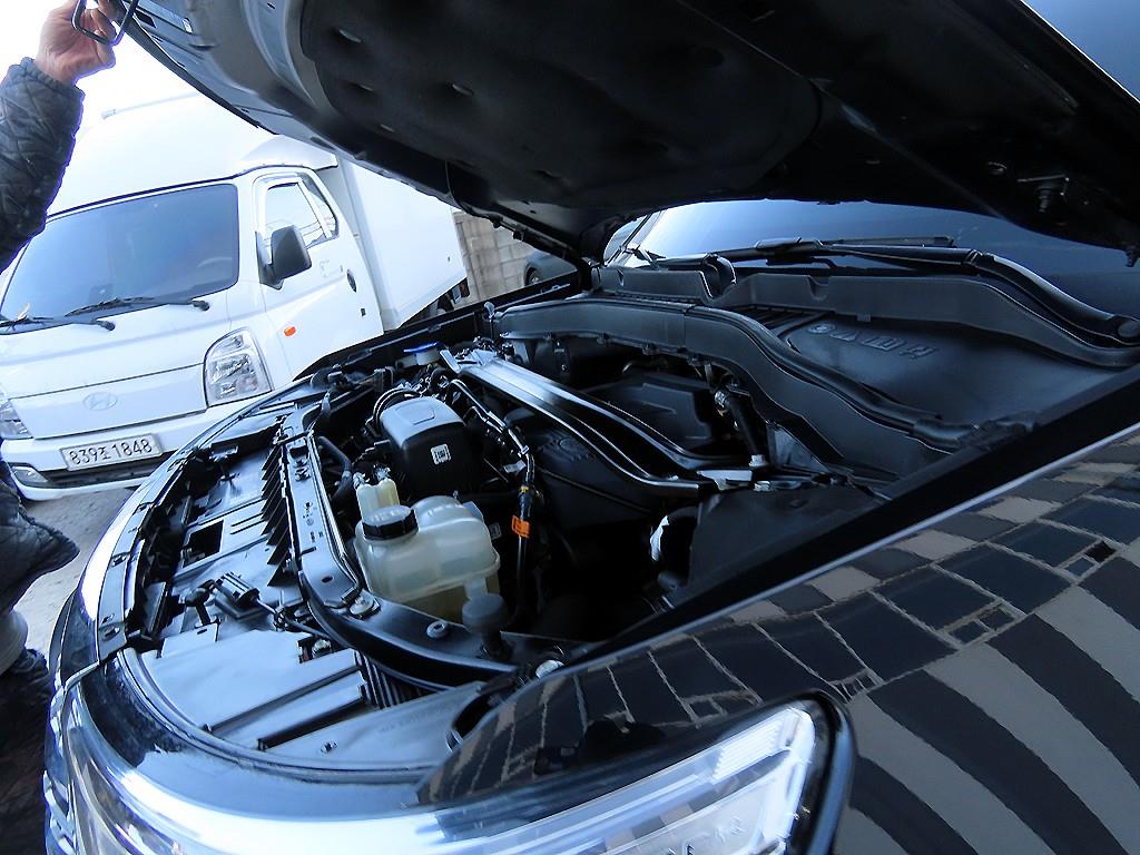 포드 익스플로러(6세대) 2.3 AWD 리미티드 - 이미지 17