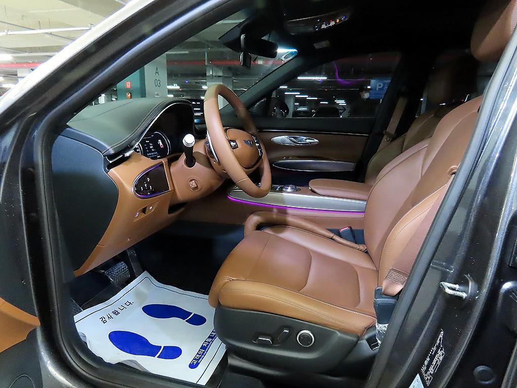 제네시스 GV70 2.5T AWD 기본형 - 이미지 15