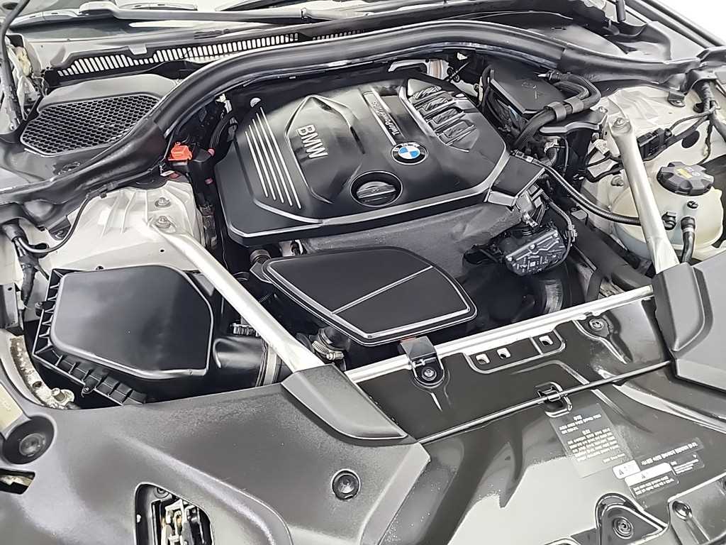 BMW 5시리즈(7세대) 520d 럭셔리 라인스페셜 - 이미지 6