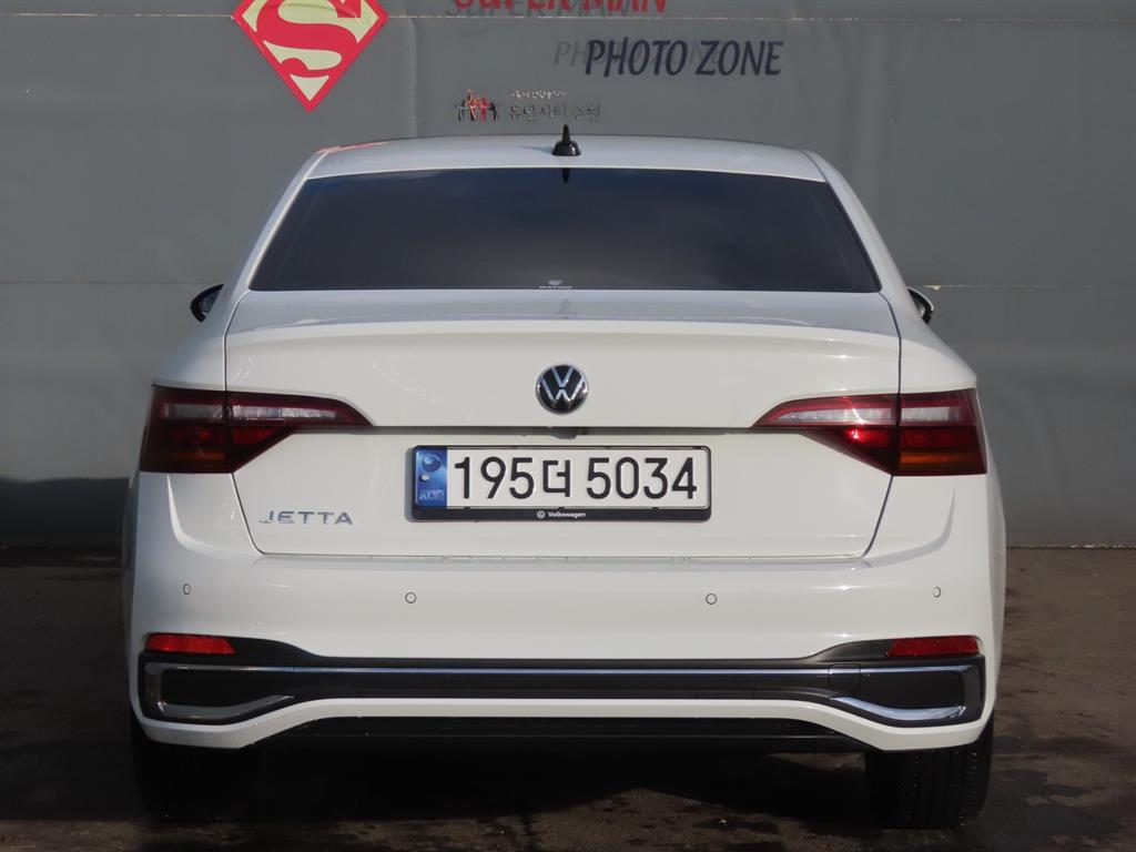 폭스바겐 제타(7세대) 1.5 TSI 프레스티지 - 이미지 14