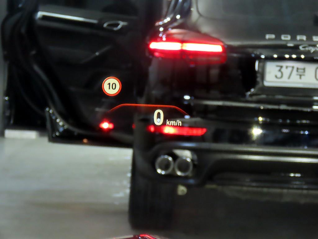 BMW X4(2세대) 20d xDrive M스포츠 - 이미지 4