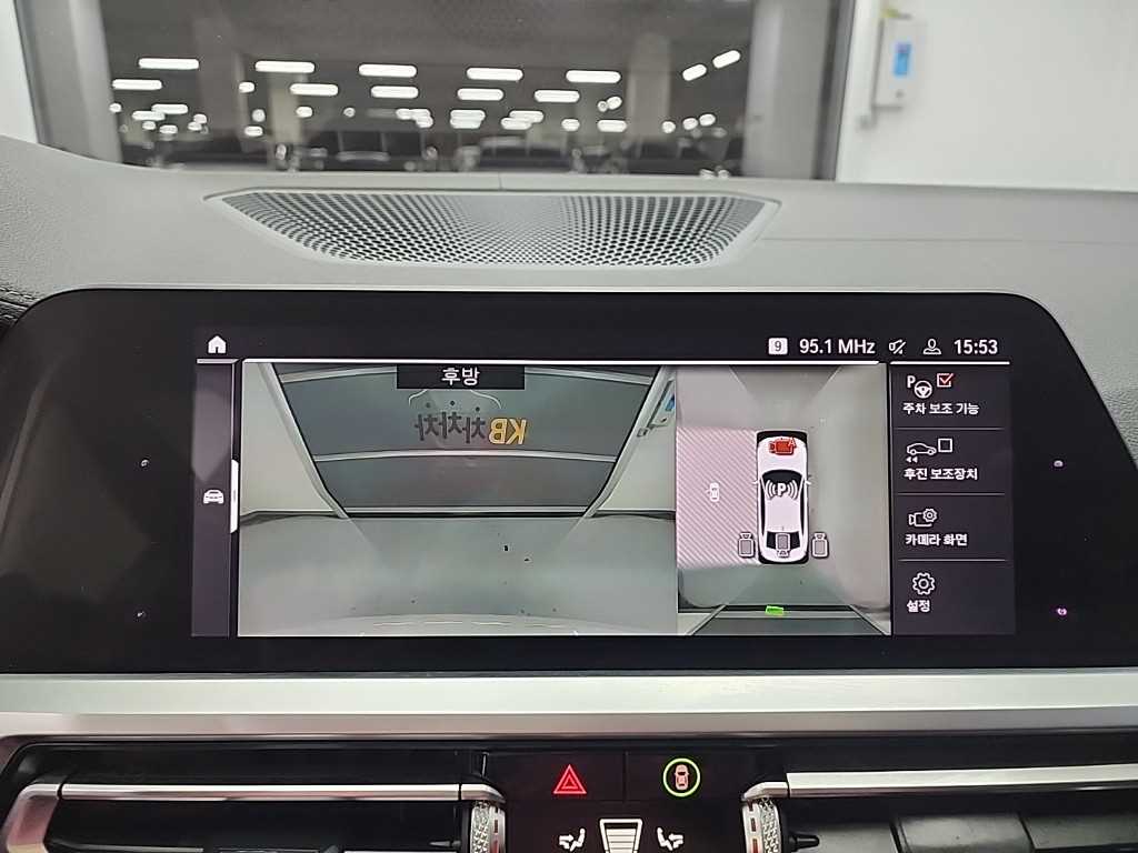 BMW 3시리즈(7세대) 320d 럭셔리 - 이미지 16