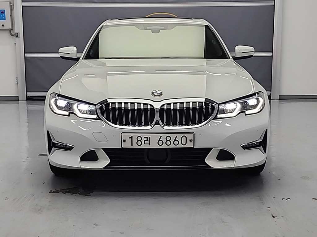 BMW 3시리즈(7세대) 320d 럭셔리 - 이미지 3