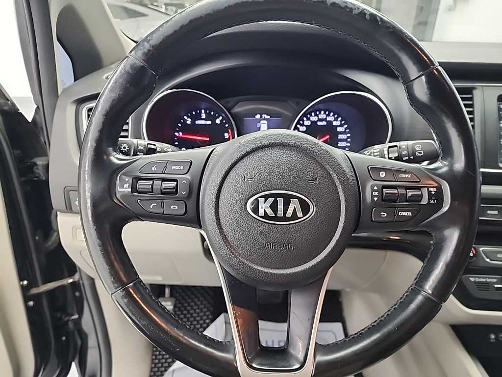 기아 더 뉴카니발 9인승 디젤 럭셔리 - 이미지 7