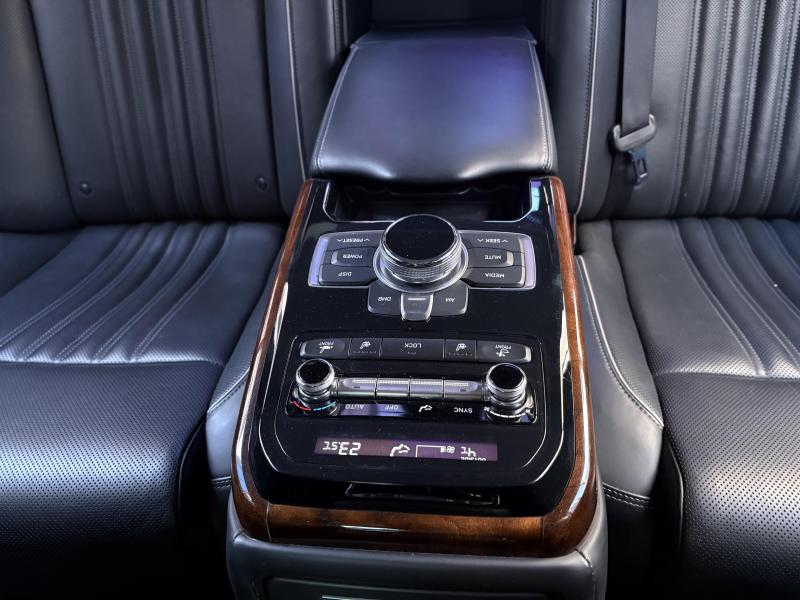 제네시스 EQ900 3.8 GDi AWD 프리미엄 럭셔리 - 이미지 6