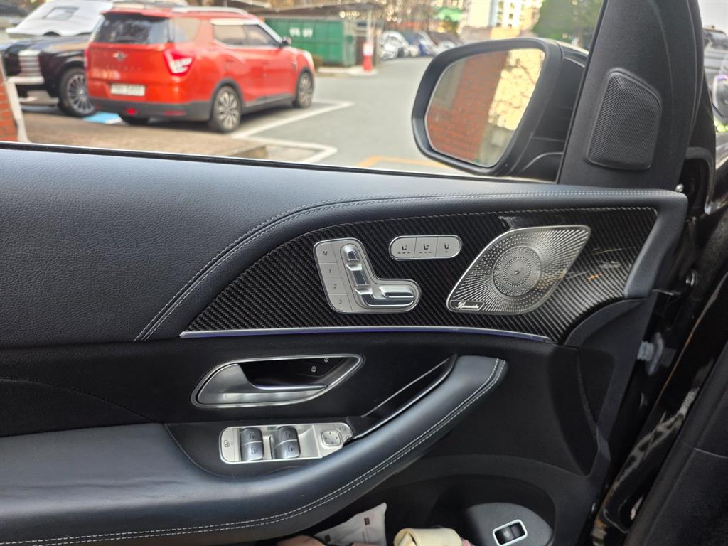 벤츠 GLE클래스(4세대) GLE 53 AMG 4매틱+ - 이미지 3