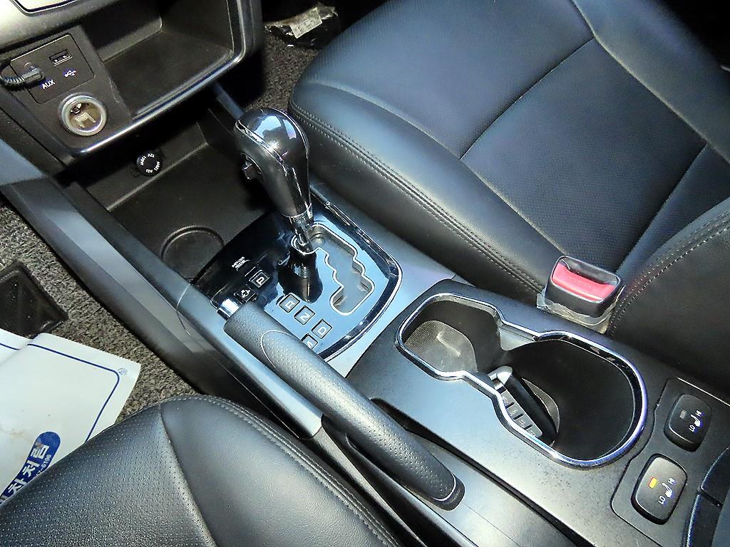 KG모빌리티(쌍용) 뉴 스타일 코란도 C 2.2 2WD RX 고급형 - 이미지 17