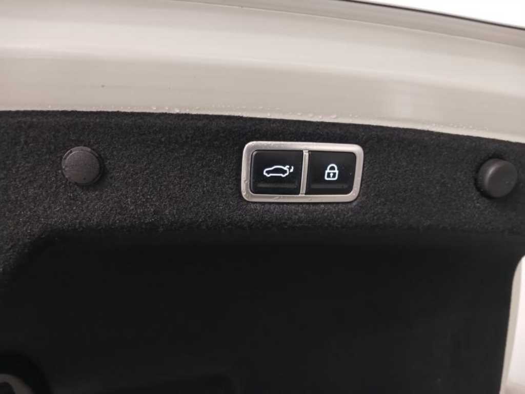 현대 디 올뉴그랜저 하이브리드 1.6 하이브리드 캘리그래피