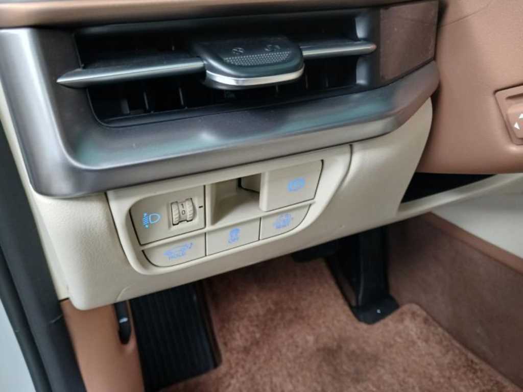 현대 디 올뉴그랜저 하이브리드 1.6 하이브리드 캘리그래피 - 이미지 20