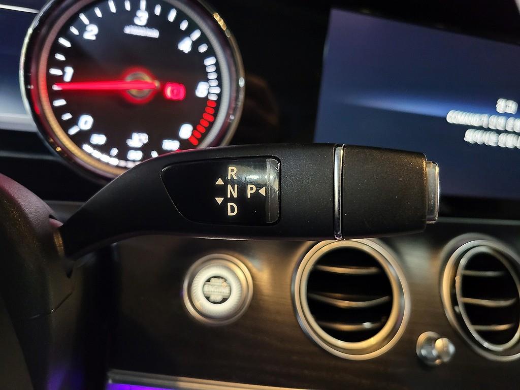 벤츠 E클래스(5세대) E220d - 이미지 10