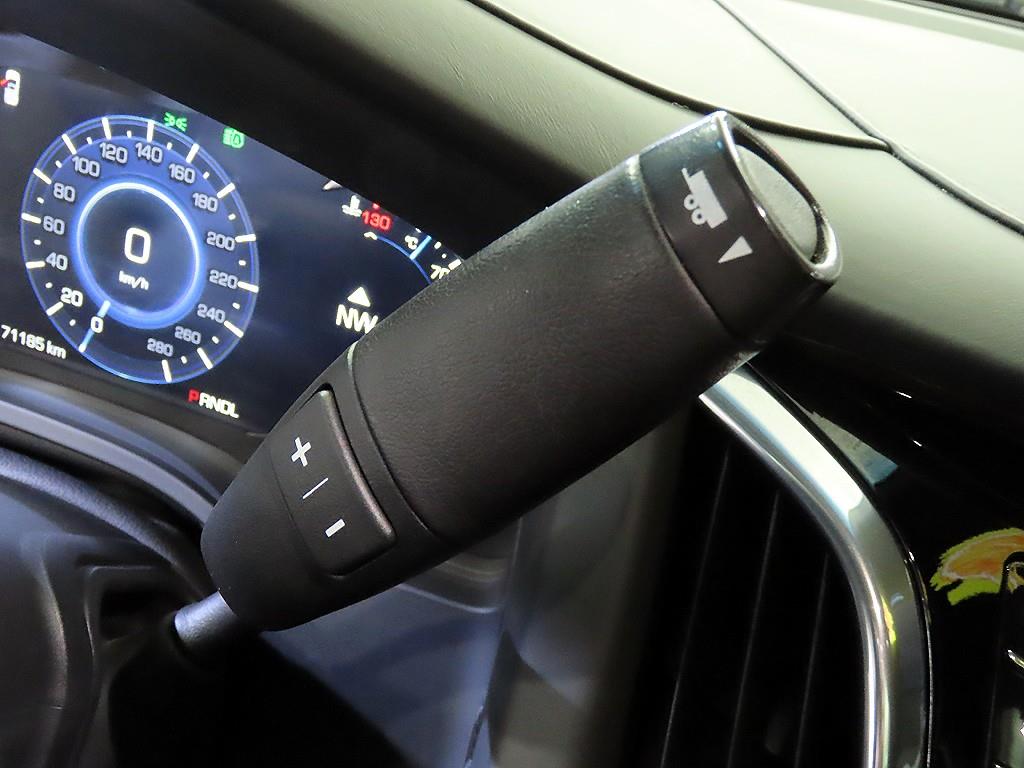 캐딜락 에스컬레이드(4세대) 6.2 V8 ESV - 이미지 2