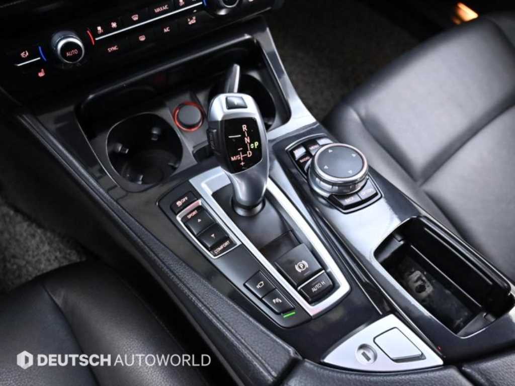 BMW 5시리즈(6세대) 520d M 에어로다이나믹 - 이미지 6