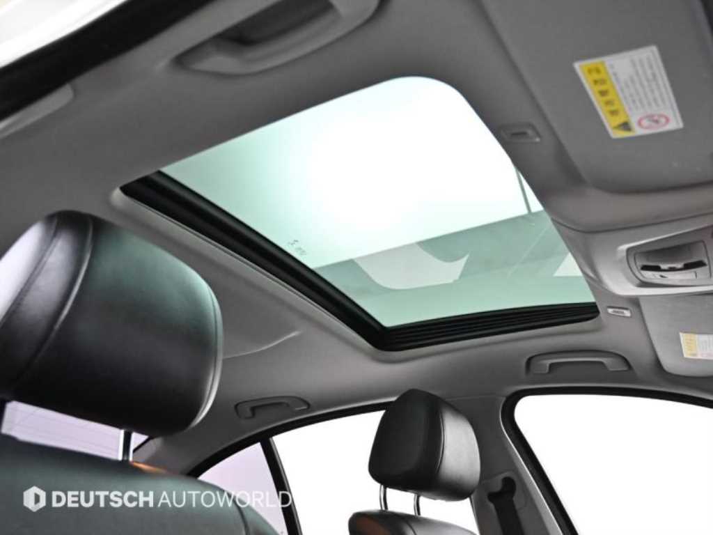 BMW 5시리즈(6세대) 520d M 에어로다이나믹 - 이미지 19