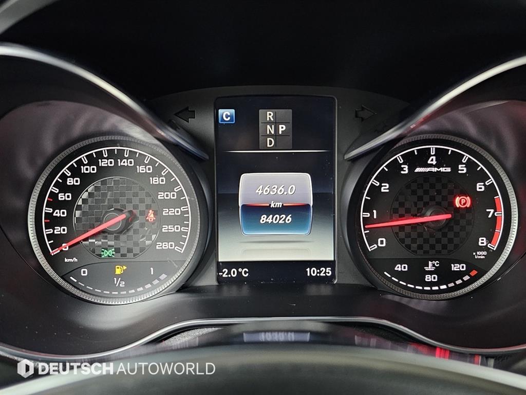 벤츠 GLC클래스 GLC 43 AMG 4매틱 쿠페 - 이미지 8