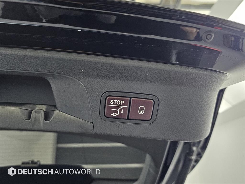 벤츠 GLC클래스 GLC 43 AMG 4매틱 쿠페 - 이미지 9