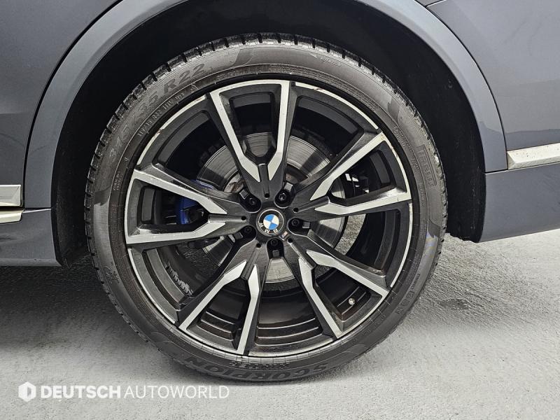 BMW X7 40i xDrive M스포츠 팩 - 이미지 11