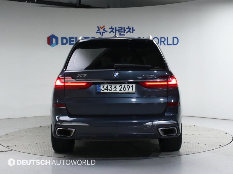 BMW X7 40i xDrive M스포츠 팩 - 이미지 16